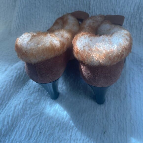 MATISSE BRN SUEDE&LEATHER CAP TOE HEELS SHEEPSKIN TRIM SHOES Rubber soles SZ8.5M - Picture 4 of 10